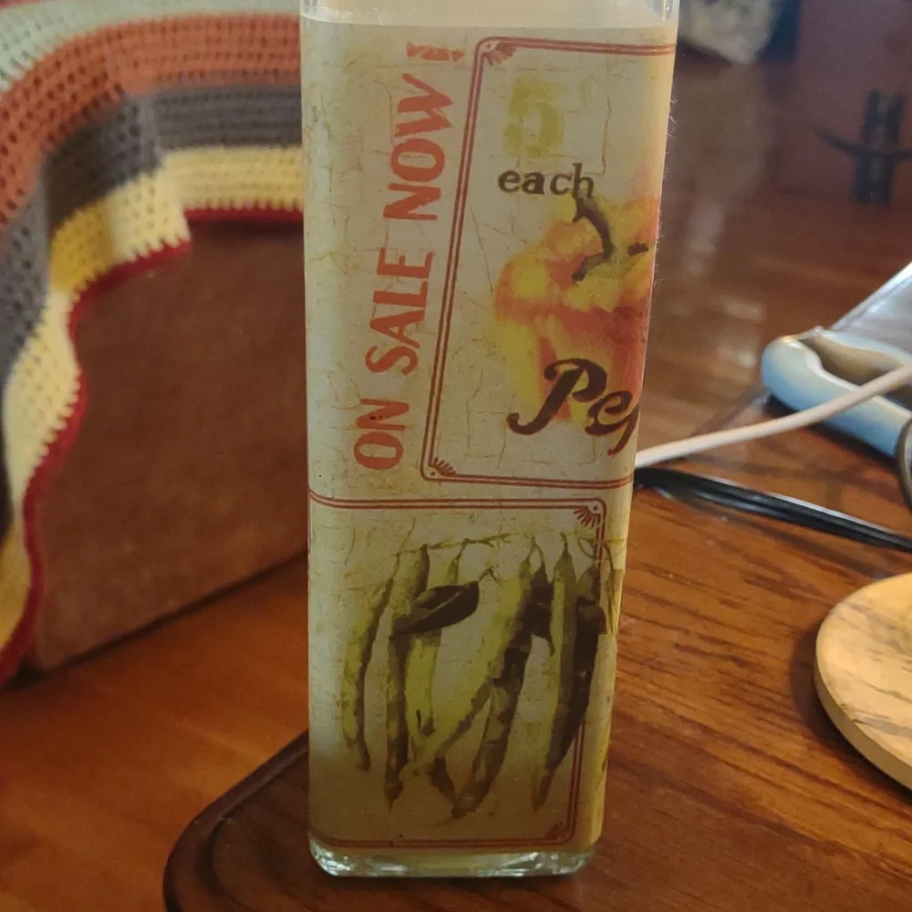 Oil bottle - Picture 3 of 3